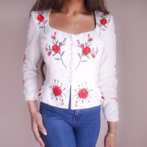 Vintage White Rose Embroidered Blazer